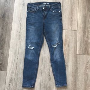 Old Navy Rockstar Super Skinny Mid-Rise